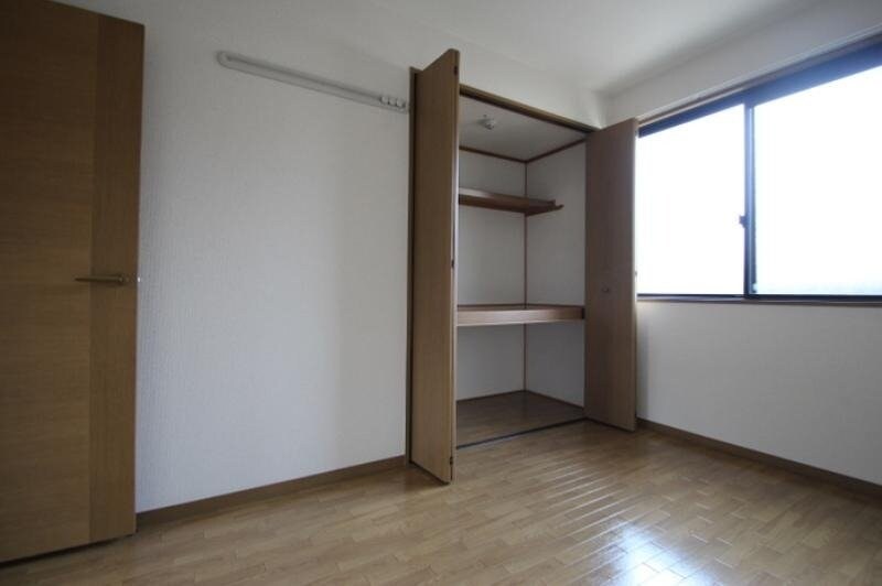 ラフィネ高柳の物件内観写真