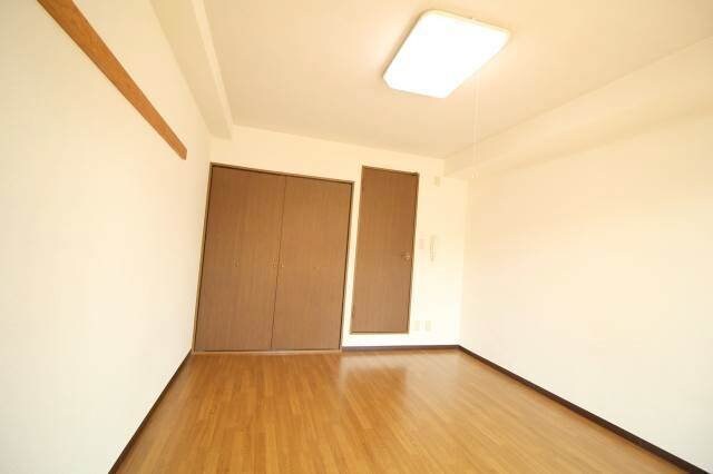 ローレル富町の物件内観写真