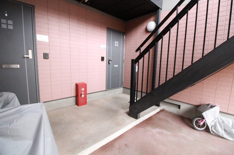 クリスタルパレスＣ棟の物件外観写真