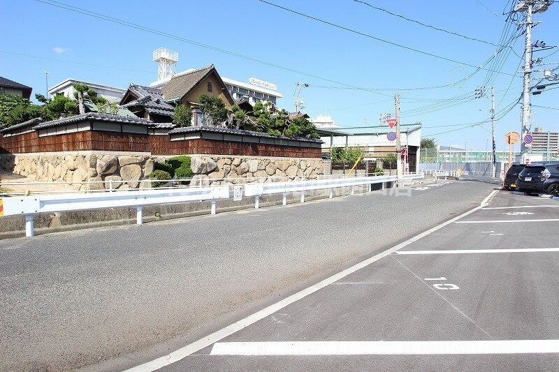 津倉町2丁目一戸建の物件内観写真