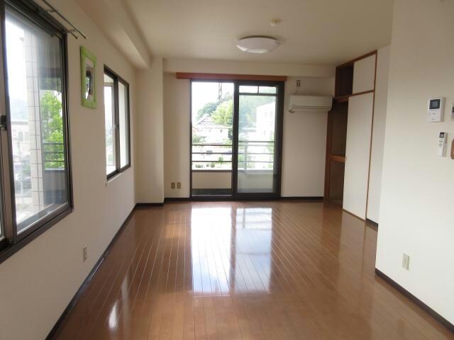 ウエストヴィレッジの物件内観写真