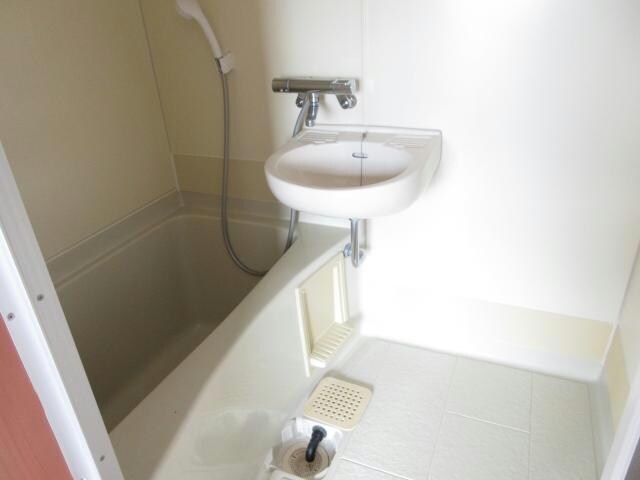 ウエストヴィレッジの物件内観写真