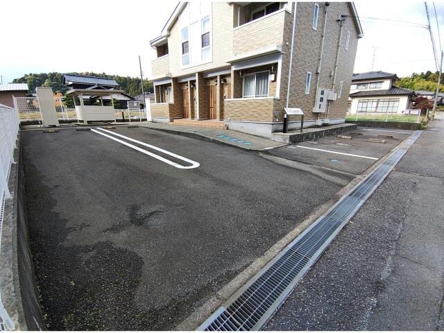 メゾン　カルム　Ⅱの物件外観写真