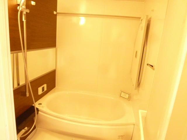 シュプリーム小松の物件内観写真