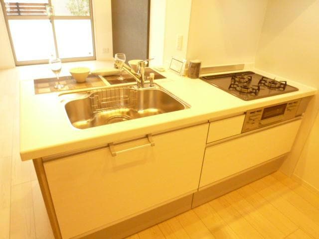 シュプリーム小松の物件内観写真