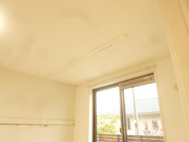 シュプリーム小松の物件内観写真