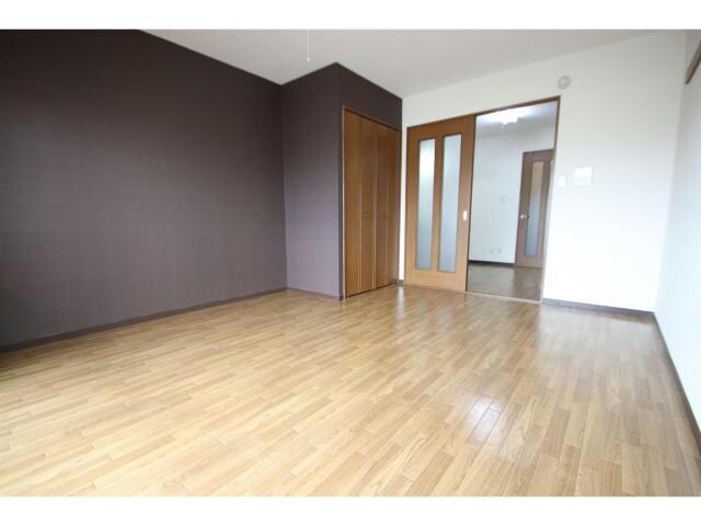 スプランドゥール半田山の物件外観写真