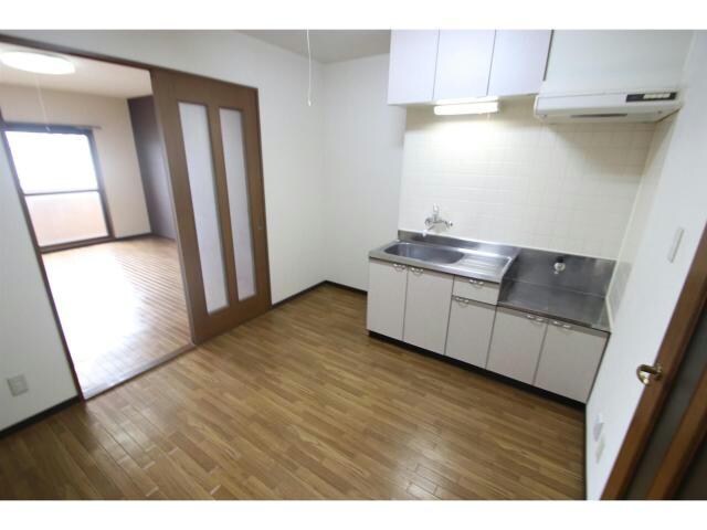 スプランドゥール半田山の物件内観写真