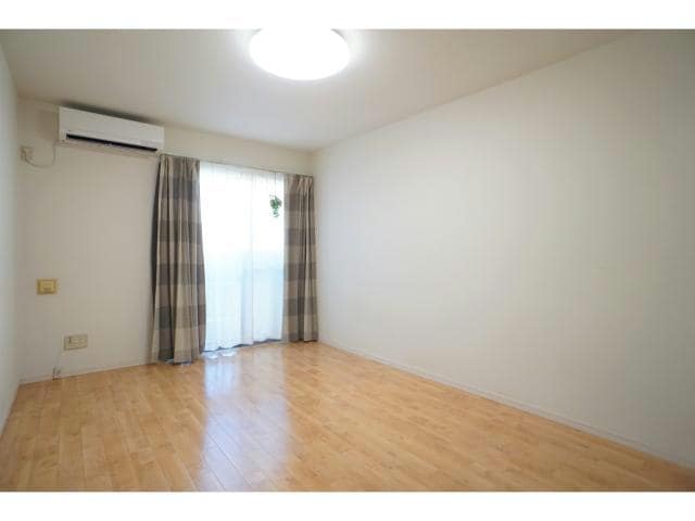 クリエール静岡大学前の物件内観写真