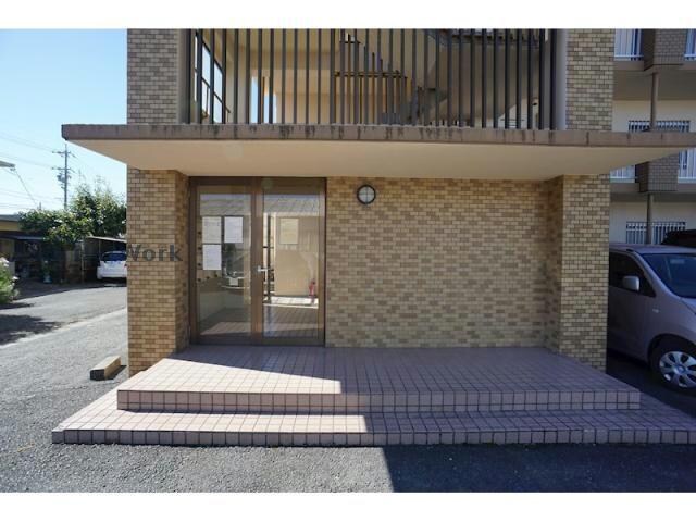 マンション　歩（あゆみ）の物件外観写真