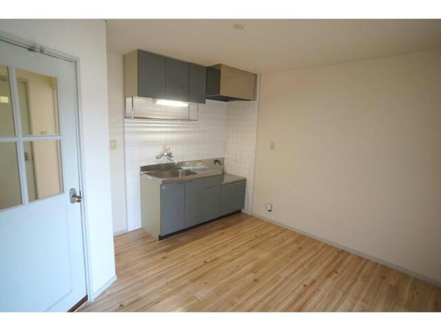 ロイヤルシティⅡの物件外観写真