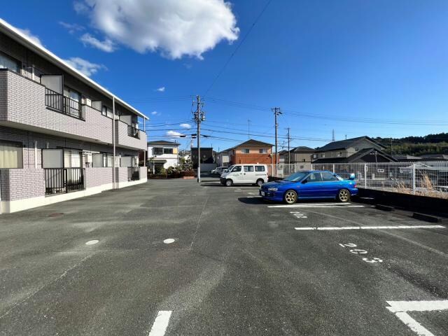 ラ・フォーレ桜ヶ丘の物件外観写真