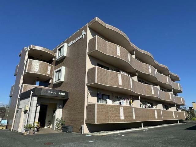 アルフィーネ曳馬野の物件外観写真