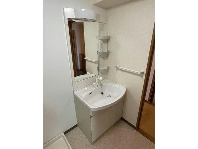 アルフィーネ曳馬野の物件内観写真