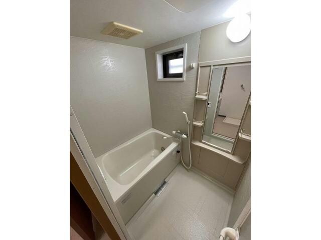 アルフィーネ曳馬野の物件内観写真