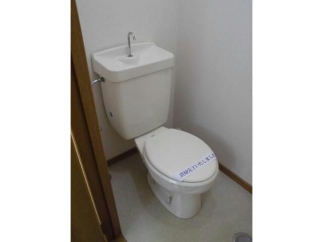 レイクルイーズの物件内観写真