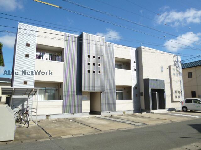 グラウハウスの物件外観写真