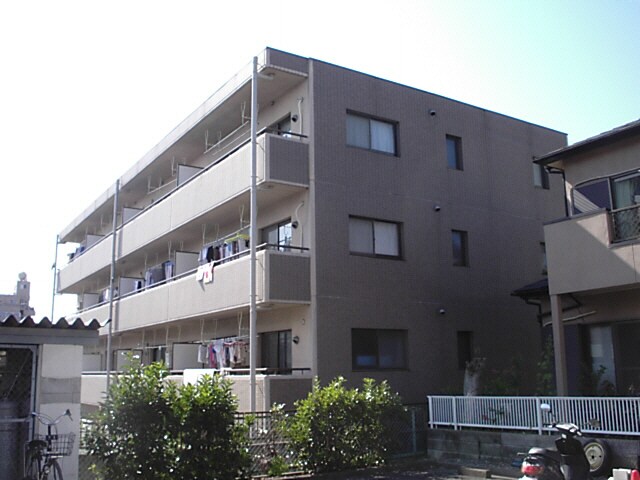 アネシス（初生町）の物件外観写真