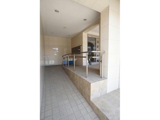 グランドール（葵西）の物件外観写真