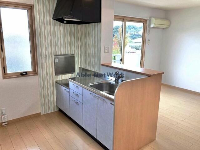 ロイヤルタウン染地台  Ｃ棟の物件内観写真