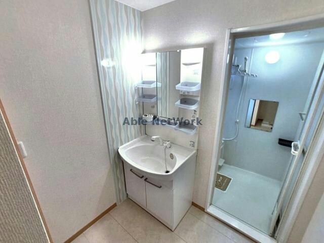 ロイヤルタウン染地台  Ｃ棟の物件内観写真