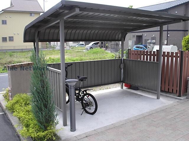 ロイヤルタウン染地台  Ｃ棟の物件外観写真