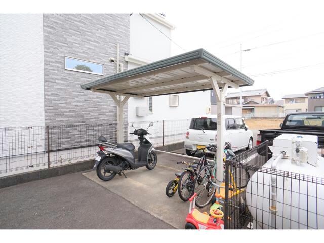 カトルセゾンの物件外観写真