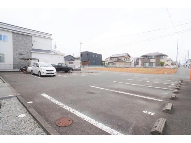 カトルセゾンの物件外観写真