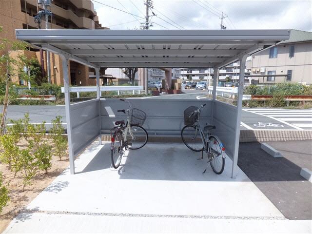 マインコートＦの物件外観写真