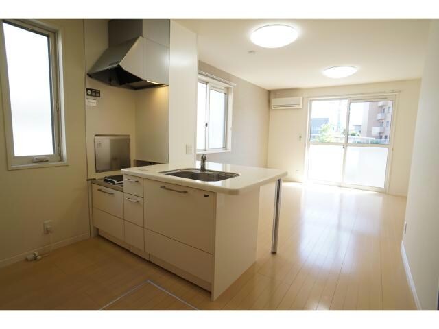 マインコートＦの物件内観写真