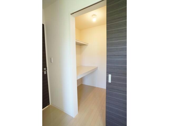 マインコートＦの物件内観写真