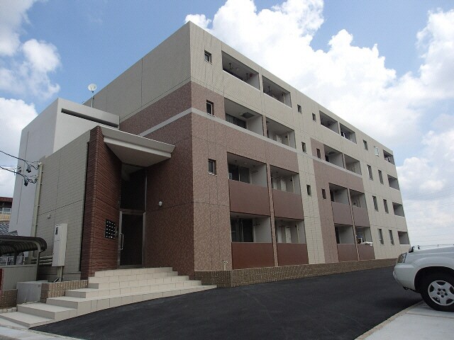 ヒルズ桜坂の物件外観写真