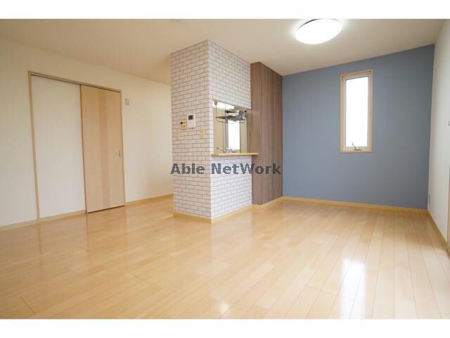 ルナ三方の物件外観写真