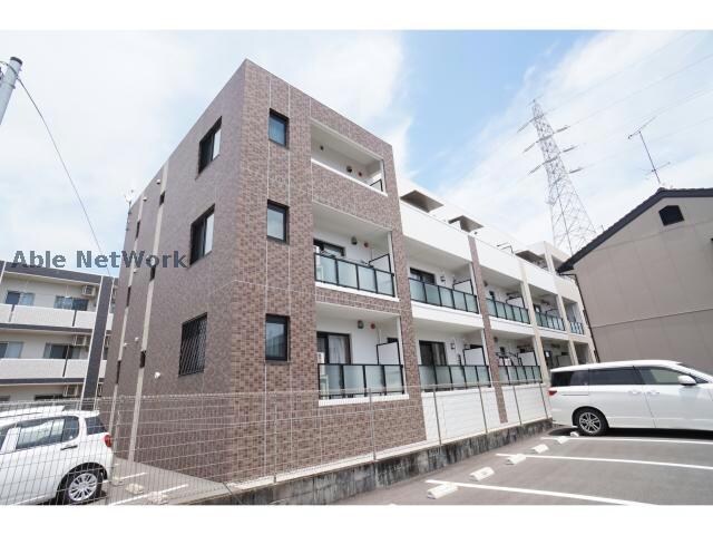 ル・リオンクリークの物件外観写真