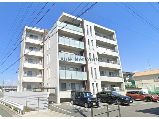 GRANDEUR（グランデュール）の物件外観写真