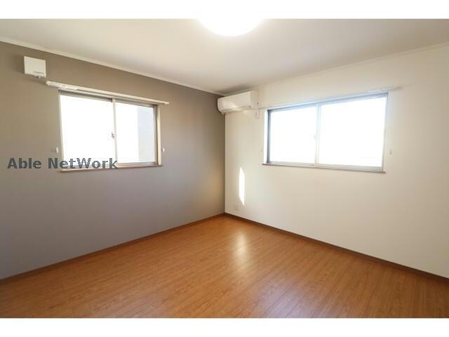 葵西2丁目貸家の物件内観写真