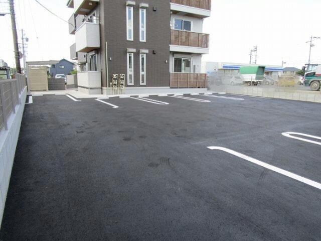 アベニュー有玉の物件外観写真