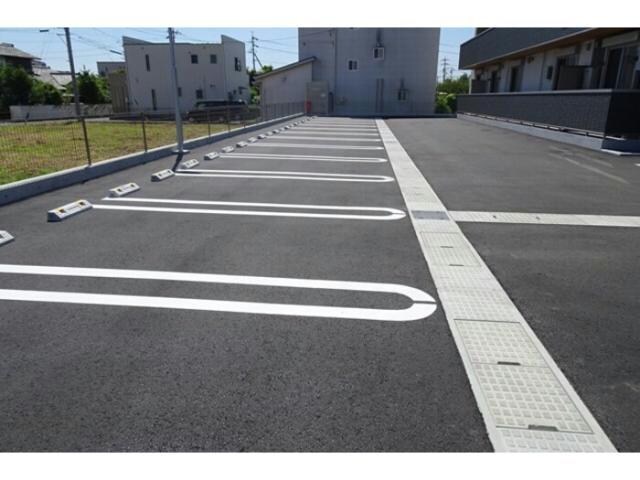 ブレーメンB棟の物件外観写真