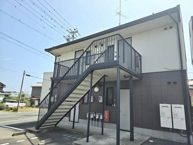 クローバーの物件外観写真