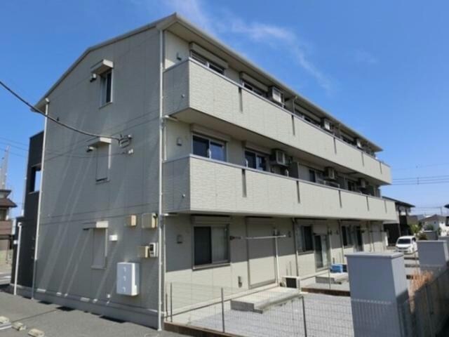 コネサンスの物件外観写真