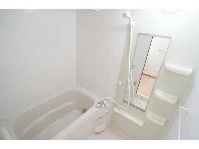 グランデ・フォレスタDの物件内観写真