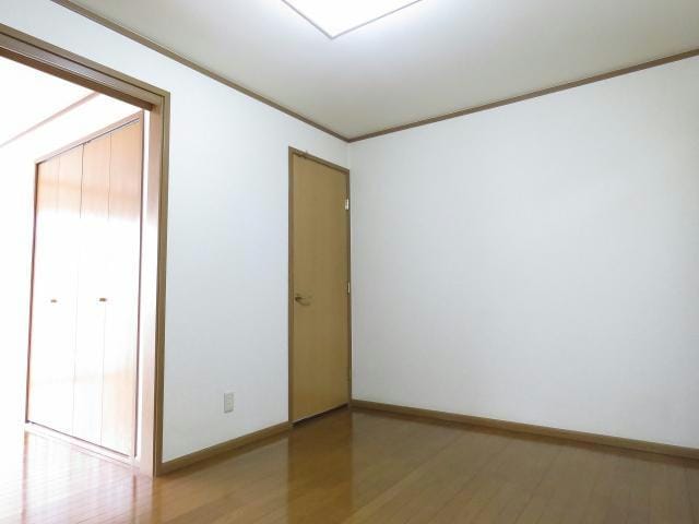 コーポエステルの物件内観写真