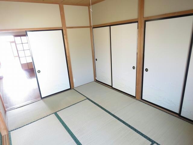 久宮宝石台貸家の物件内観写真