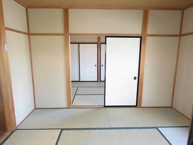 久宮宝石台貸家の物件内観写真