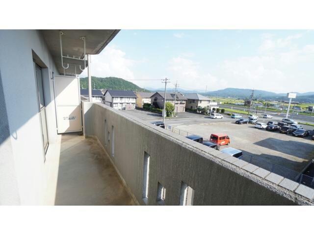 メゾンプレールの物件内観写真