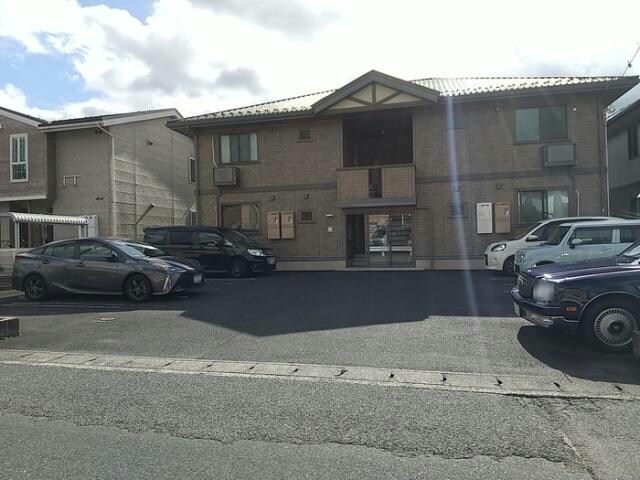 ルミナスの物件外観写真