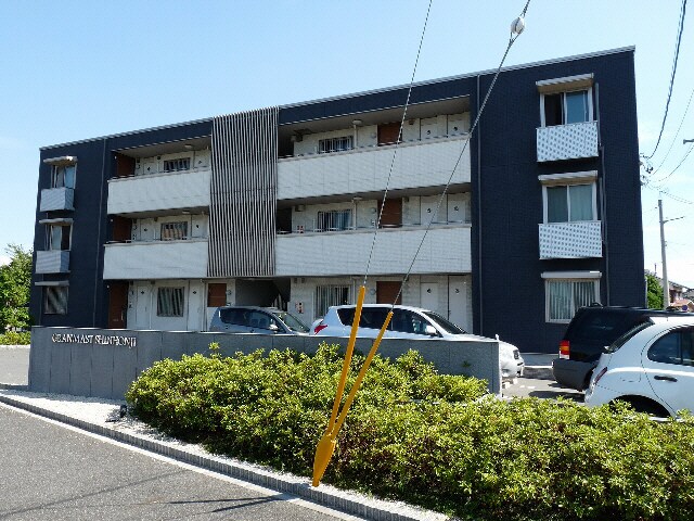 グランマスト新品治の物件外観写真