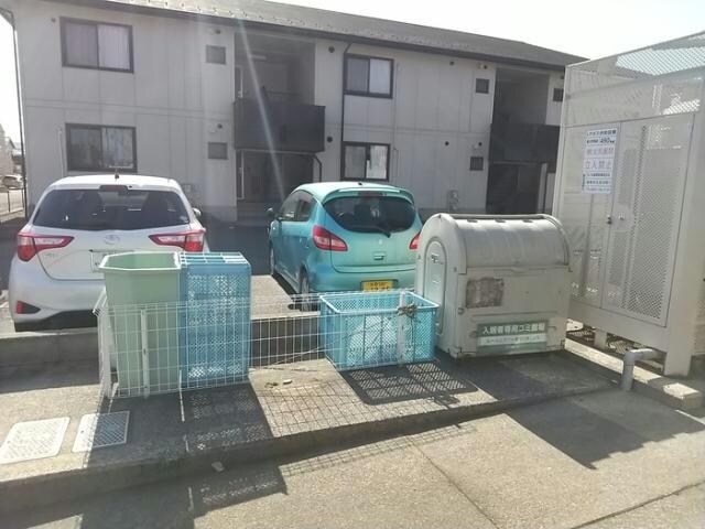 クレールニシヤマⅢの物件外観写真