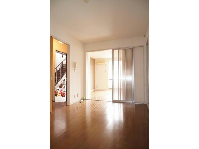 グリーン・ヴィラの物件内観写真