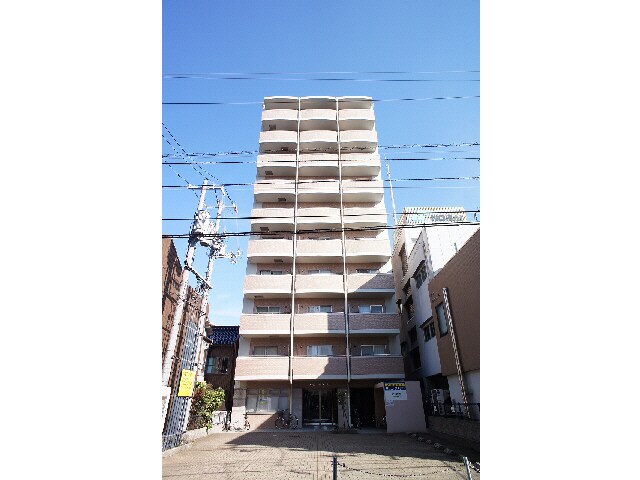 リジェワタナベの物件外観写真